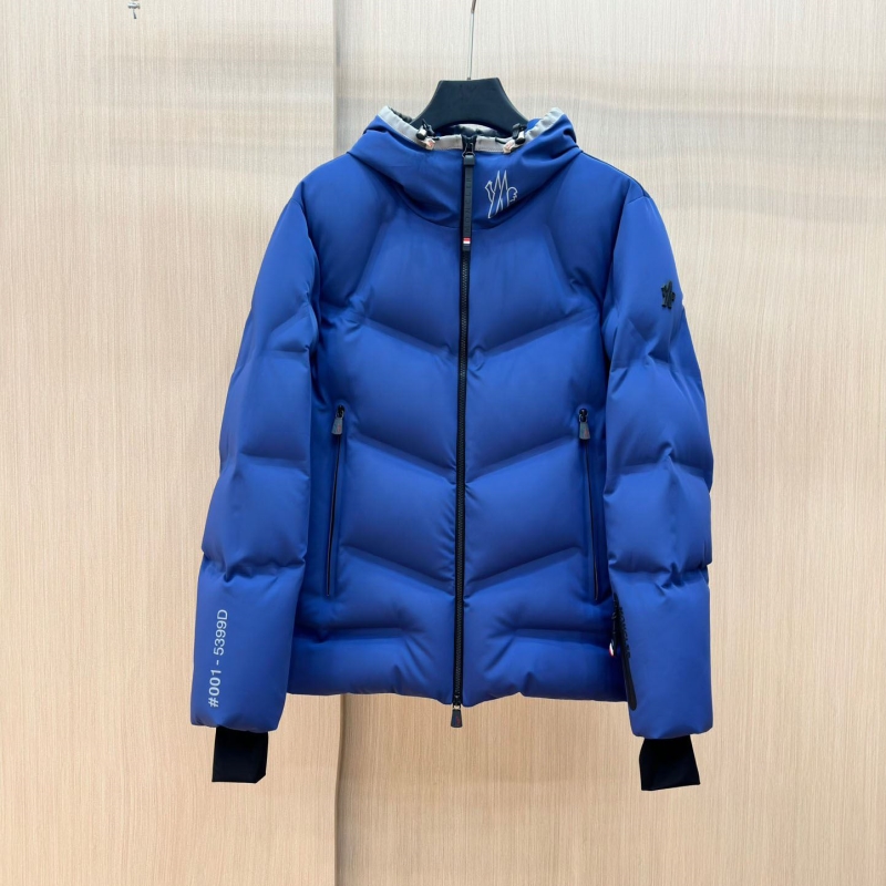 Ba*len*cia*ga down coat